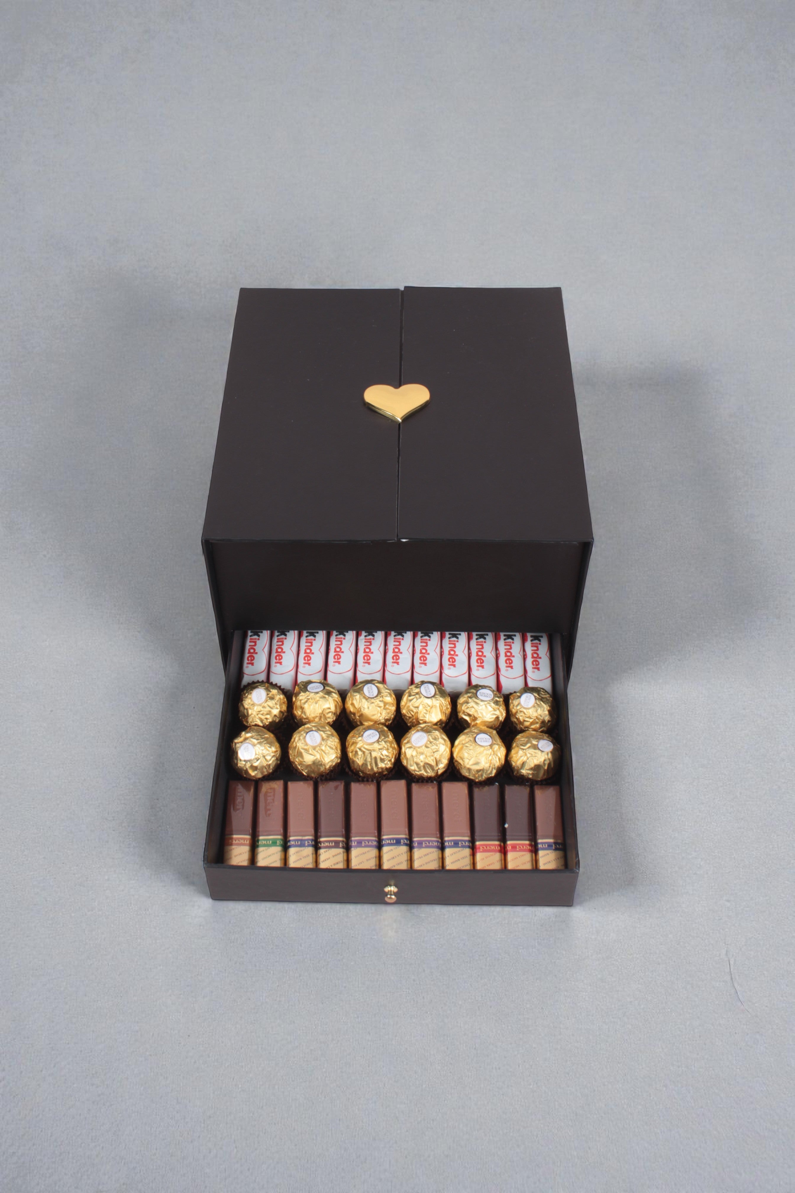 Aşkın Saklı Hazinesi : Gurme Sürpriz Kutusu Siyah